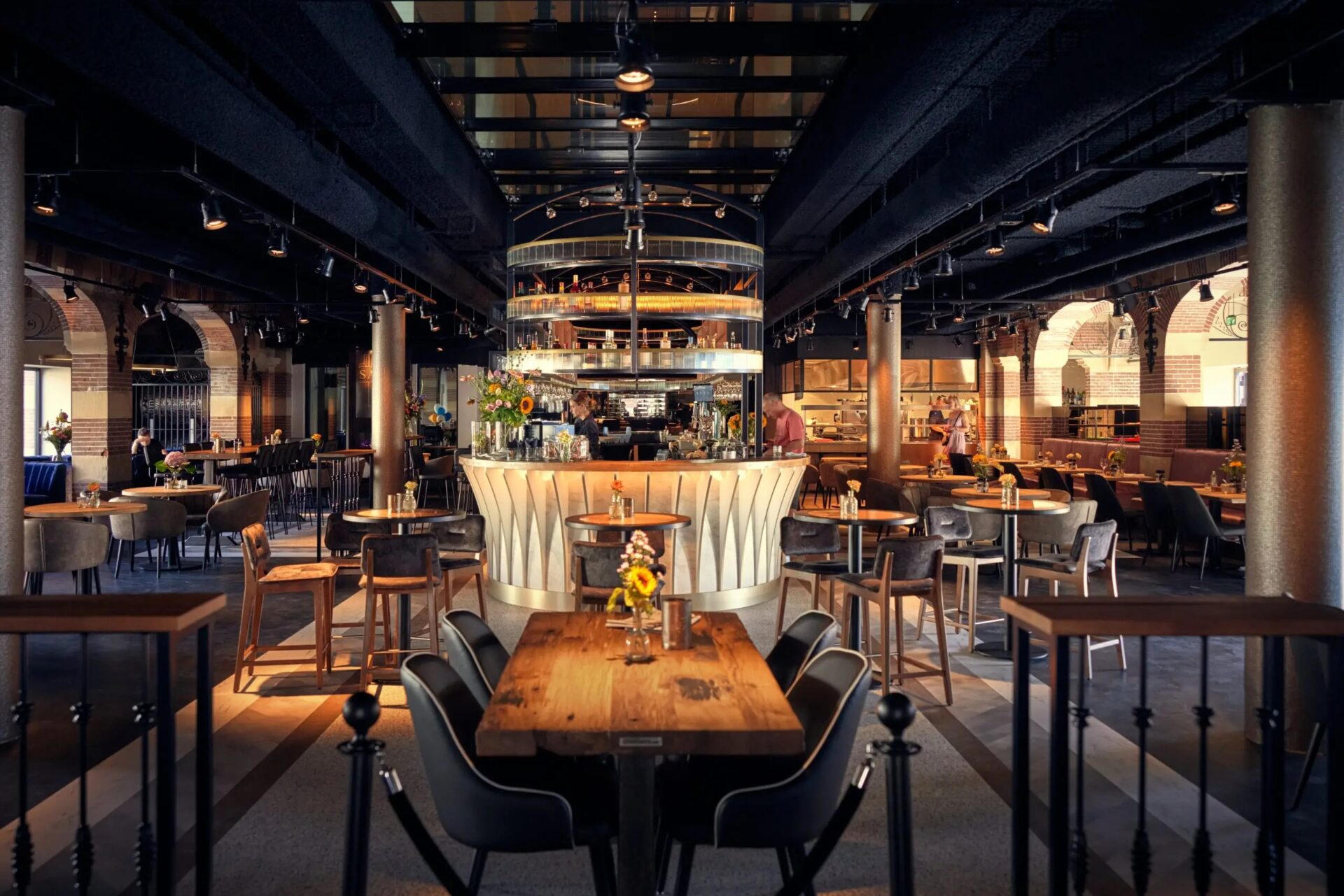 TBE-ZA - The Saint Hoorn